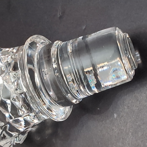 Vintage Crystal Diamond Pattern Heavy Square Whiskey Decanter. - Picture 7 of 10